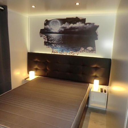 Camping L'Espelt La Pobla de Lillet Ngoại thất bức ảnh