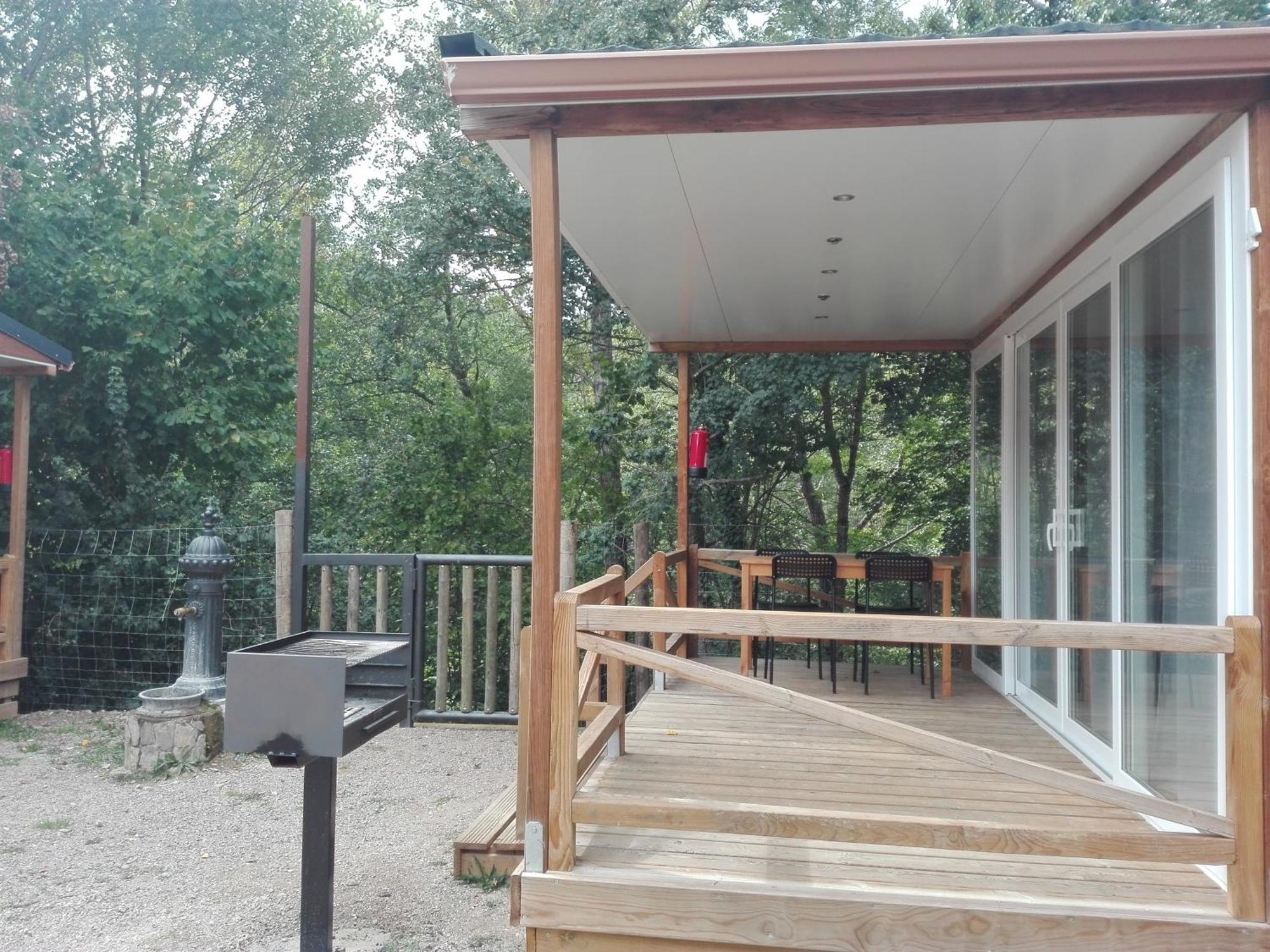 Camping L'Espelt La Pobla de Lillet Ngoại thất bức ảnh