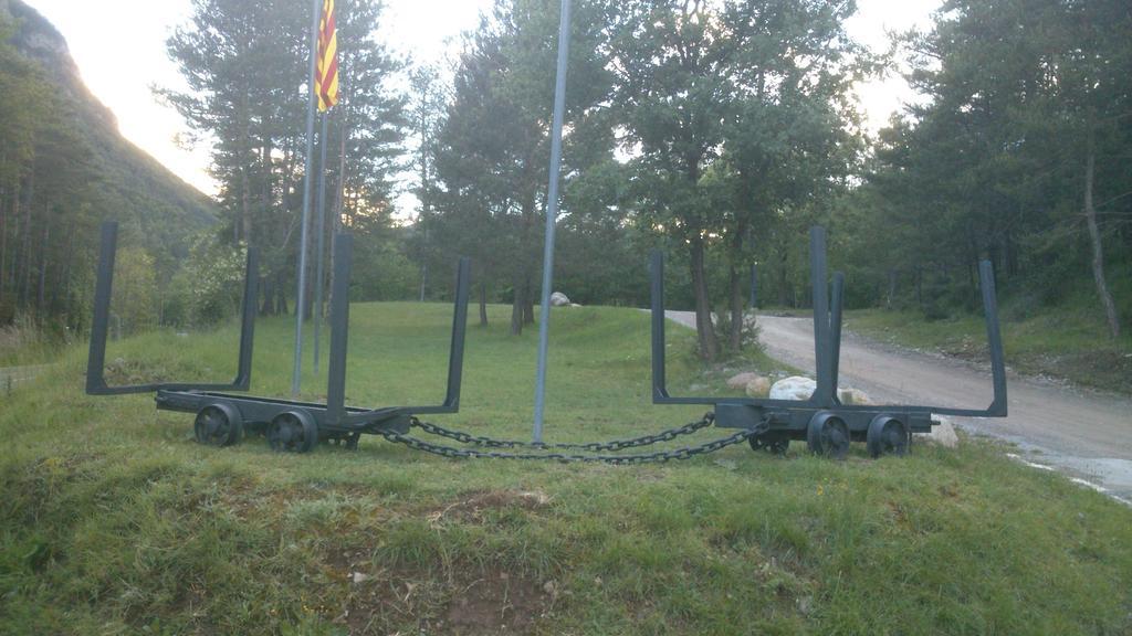 Camping L'Espelt La Pobla de Lillet Ngoại thất bức ảnh